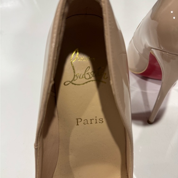 Christian Louboutin So Kate - Picture 3 of 6
